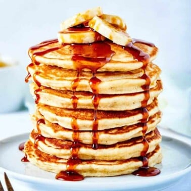 almond flour banana pancakes