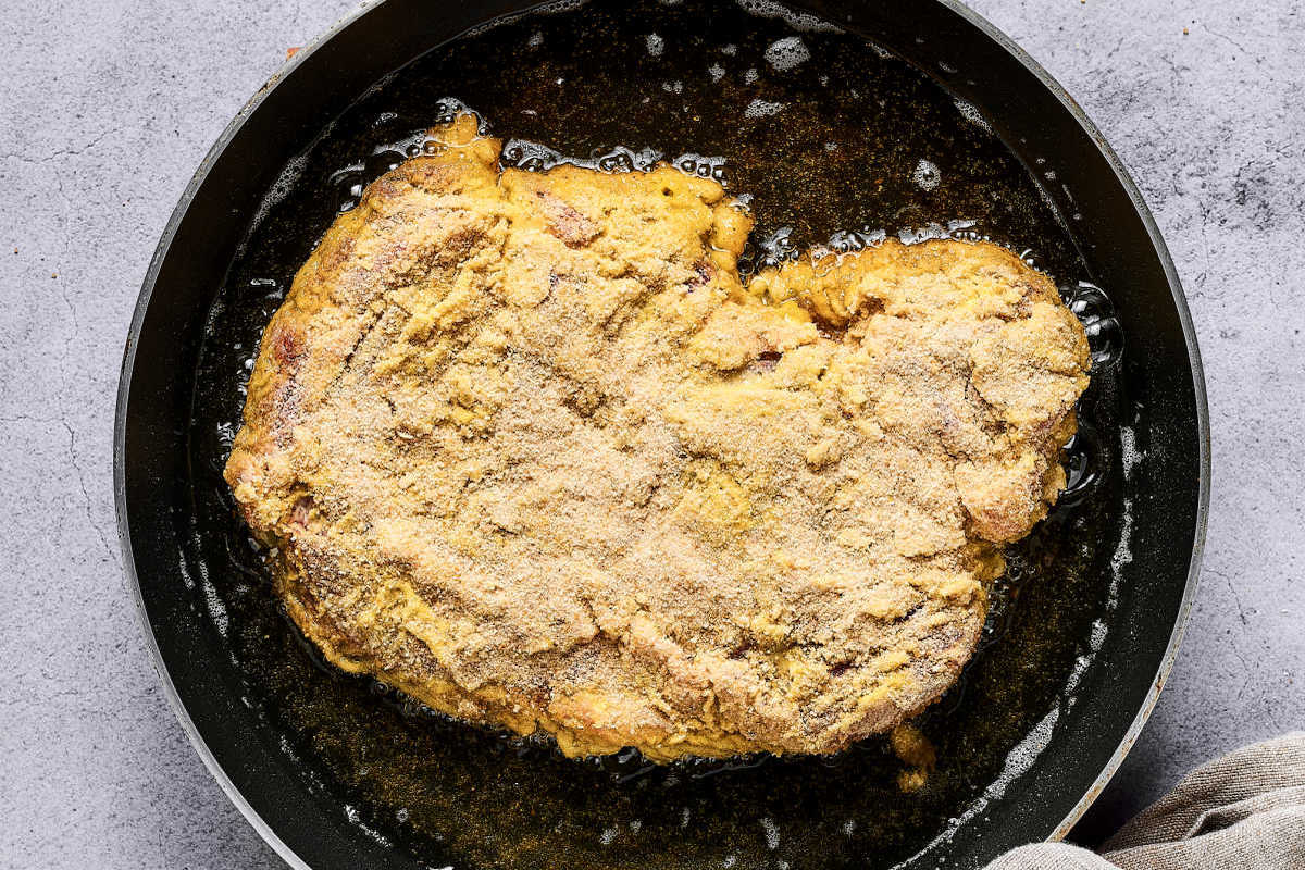 frying beef katsu.