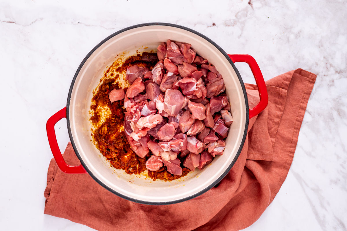 how to make lamb rogan josh.