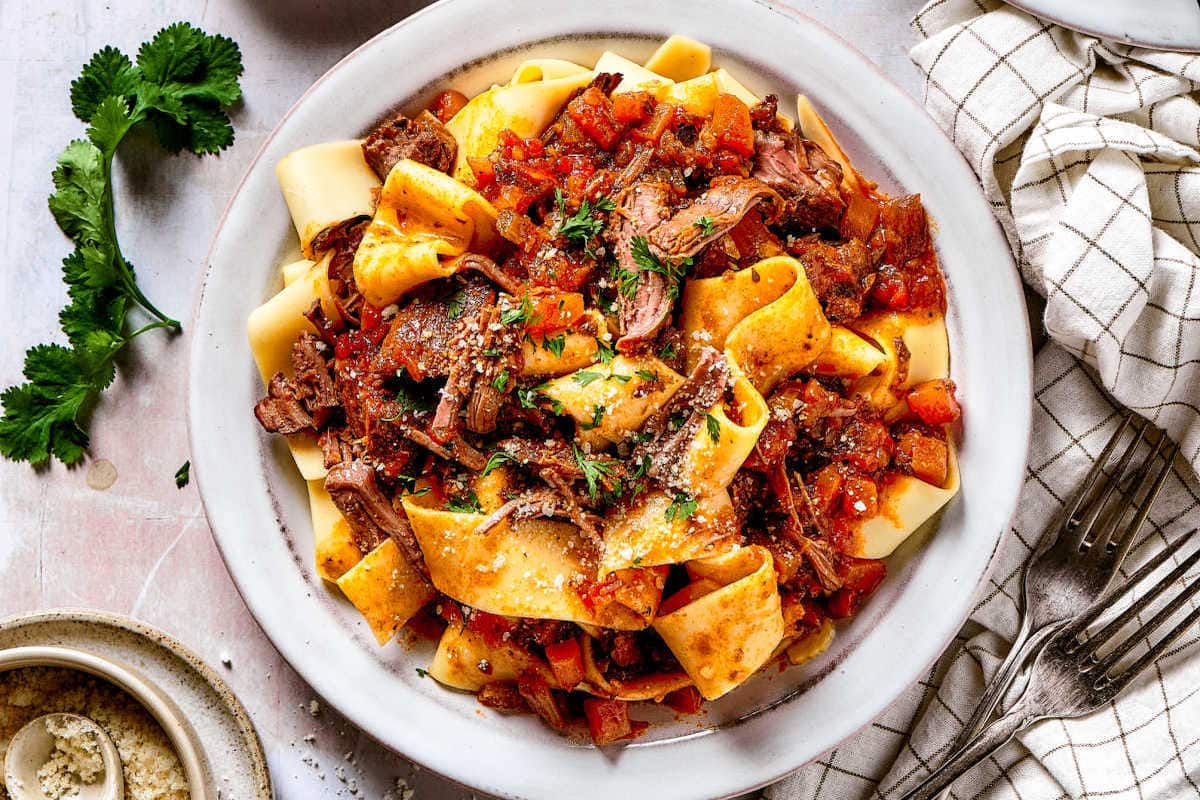 lamg ragu pappardelle.