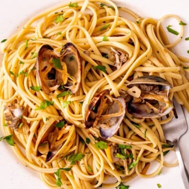 linguine with clam sauce recipe.