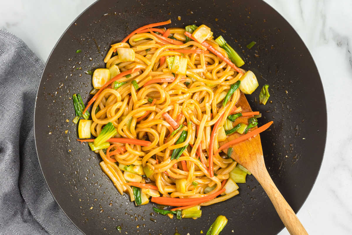 noodles in sauce in pan.