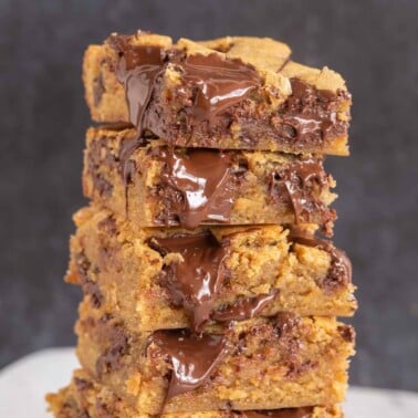 peanut butter blondie recipe.