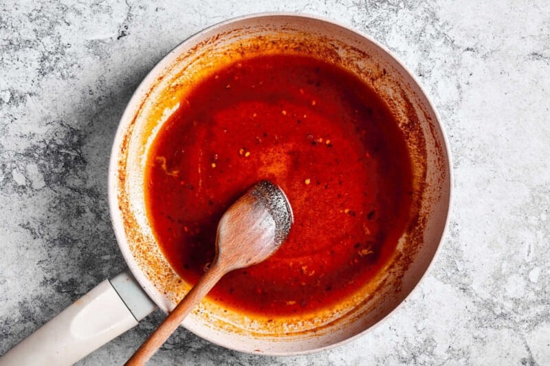 sweet paprika sauce.